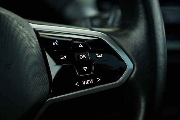 Volkswagen ID.4 1st 77KwH / Pano / Massage / Stoelverwarming / Incl BTW