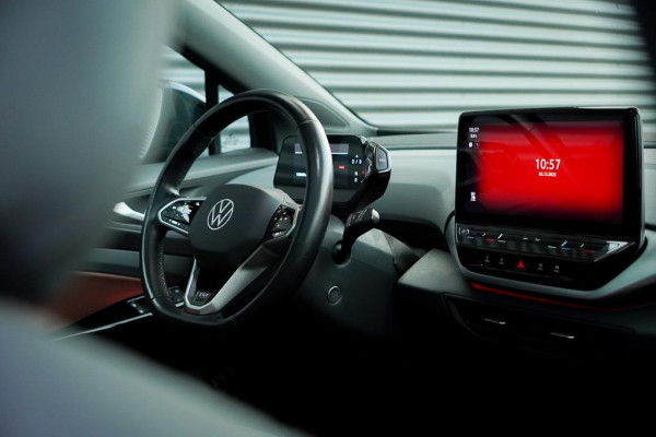 Volkswagen ID.4 1st 77KwH / Pano / Massage / Stoelverwarming / Incl BTW