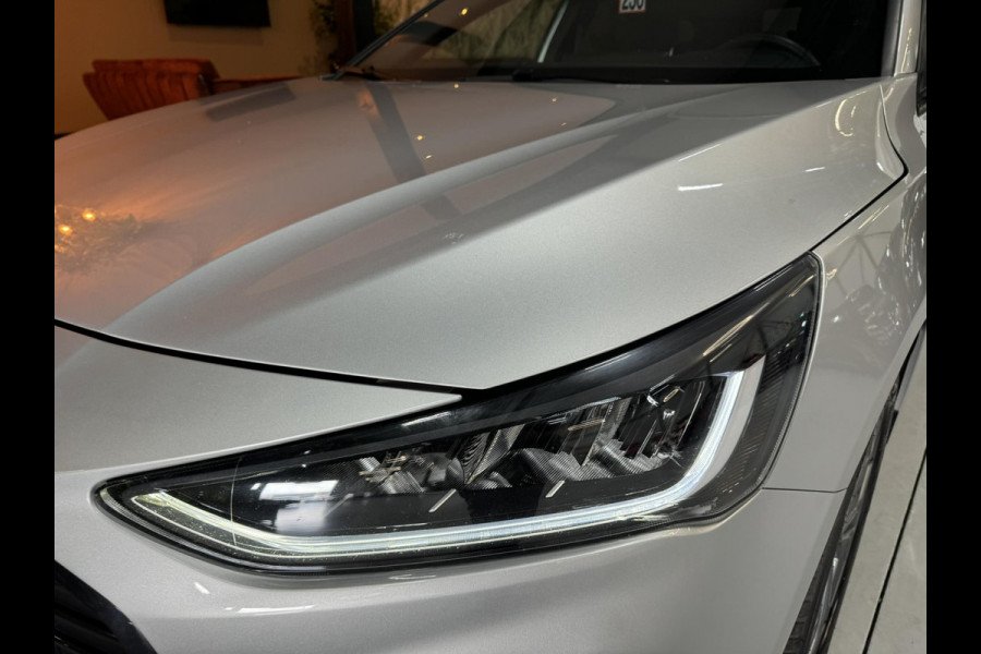 Ford Focus 1.0 EcoBoost Hybrid ST Line Garantie StuurVW StoelVW Carplay Keyless Clima Led Navi Rijklaar