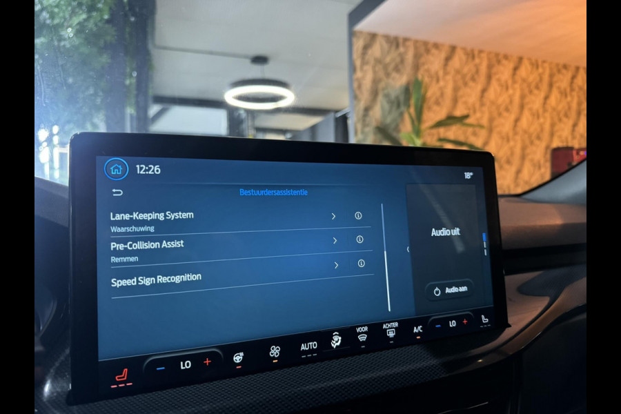 Ford Focus 1.0 EcoBoost Hybrid ST Line Garantie StuurVW StoelVW Carplay Keyless Clima Led Navi Rijklaar