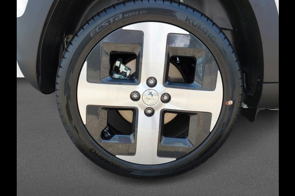 Hyundai Inster Evolve 49 kWh VAN: €29.790 VOOR: €25.790