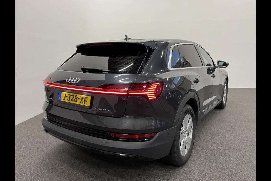 Audi e-tron 50 Quattro Edition 71 kWh Airco ECC Navi Cruise Control 19"LM Velgen PDC voor en achter Full LED Virtual Cockpit