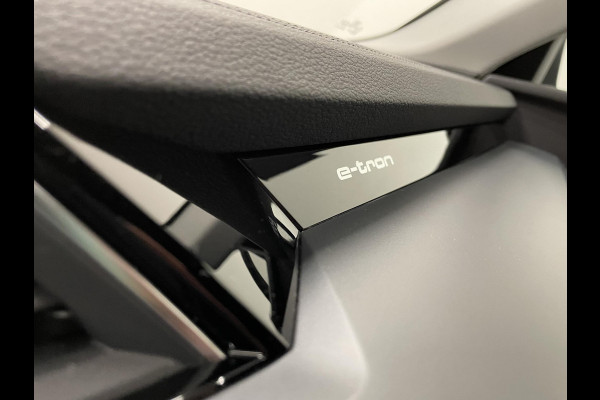 Audi e-tron 50 Quattro Edition 71 kWh Airco ECC Navi Cruise Control 19"LM Velgen PDC voor en achter Full LED Virtual Cockpit