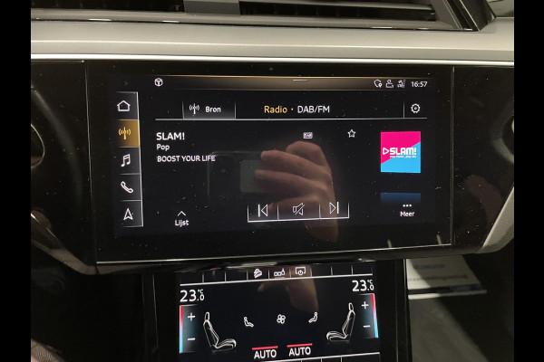Audi e-tron 50 Quattro Edition 71 kWh Airco ECC Navi Cruise Control 19"LM Velgen PDC voor en achter Full LED Virtual Cockpit