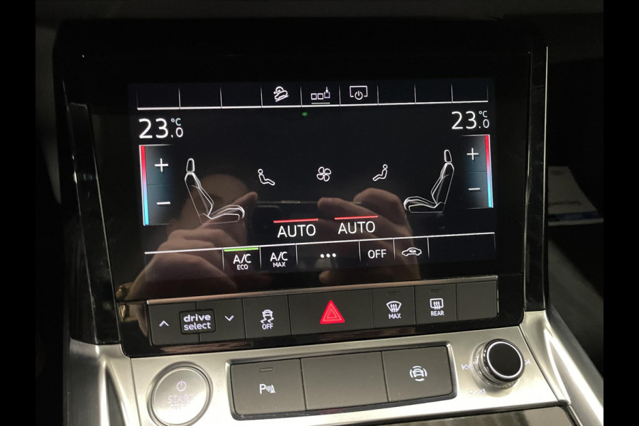 Audi e-tron 50 Quattro Edition 71 kWh Airco ECC Navi Cruise Control 19"LM Velgen PDC voor en achter Full LED Virtual Cockpit