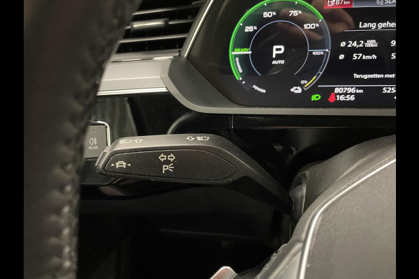 Audi e-tron 50 Quattro Edition 71 kWh Airco ECC Navi Cruise Control 19"LM Velgen PDC voor en achter Full LED Virtual Cockpit