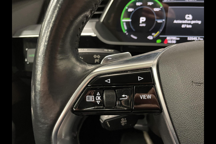 Audi e-tron 50 Quattro Edition 71 kWh Airco ECC Navi Cruise Control 19"LM Velgen PDC voor en achter Full LED Virtual Cockpit