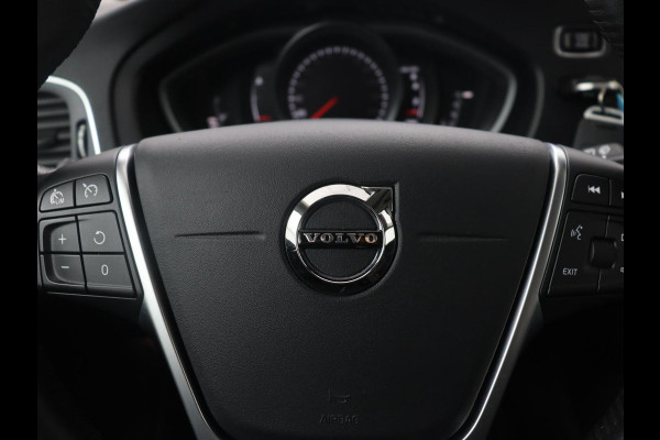 Volvo V40 1.5 T2 Polar+ | Automaat | Stoelverwarming | Full LED | Navigatie | Parkeerhulp | Climate control | Bluetooth | Cruise control