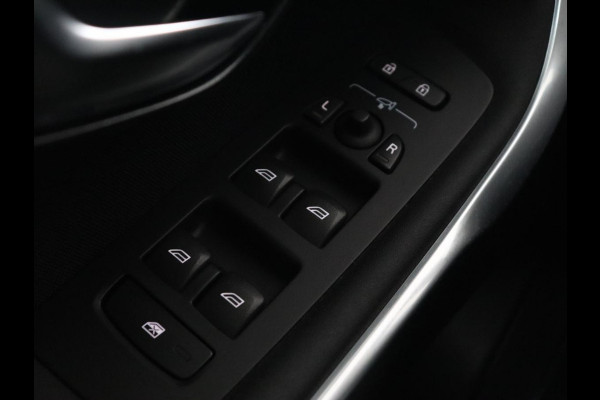 Volvo V40 1.5 T2 Polar+ | Automaat | Stoelverwarming | Full LED | Navigatie | Parkeerhulp | Climate control | Bluetooth | Cruise control