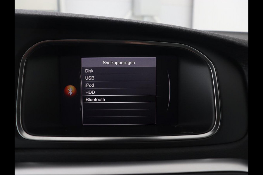 Volvo V40 1.5 T2 Polar+ | Automaat | Stoelverwarming | Full LED | Navigatie | Parkeerhulp | Climate control | Bluetooth | Cruise control