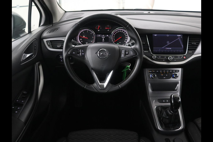 Opel Astra 1.6 CDTI Online Edition | Trekhaak | Carplay | Navigatie | Climate control | Comfortstoelen | 18'' | Parkeerhulp | Cruise control | Bluetooth