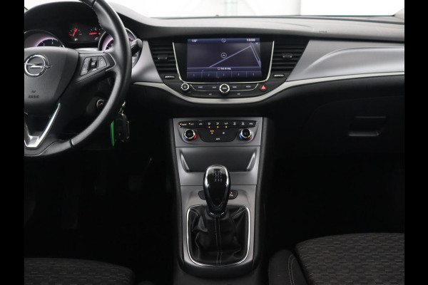 Opel Astra 1.6 CDTI Online Edition | Trekhaak | Carplay | Navigatie | Climate control | Comfortstoelen | 18'' | Parkeerhulp | Cruise control | Bluetooth