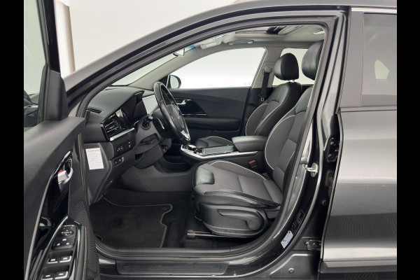 Kia e-Niro DynamicPlusLine 64 kWh (INCL-BTW) | 1/2 LEATHER | FULL-LED | SUNFOOF | NAVI-FULLMAP | KEYLESS | DIGI-COCKPIT | PRIVACY-GLASS | 17"ALU*