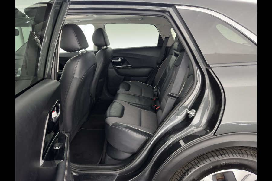 Kia e-Niro DynamicPlusLine 64 kWh (INCL-BTW) | 1/2 LEATHER | FULL-LED | SUNFOOF | NAVI-FULLMAP | KEYLESS | DIGI-COCKPIT | PRIVACY-GLASS | 17"ALU*