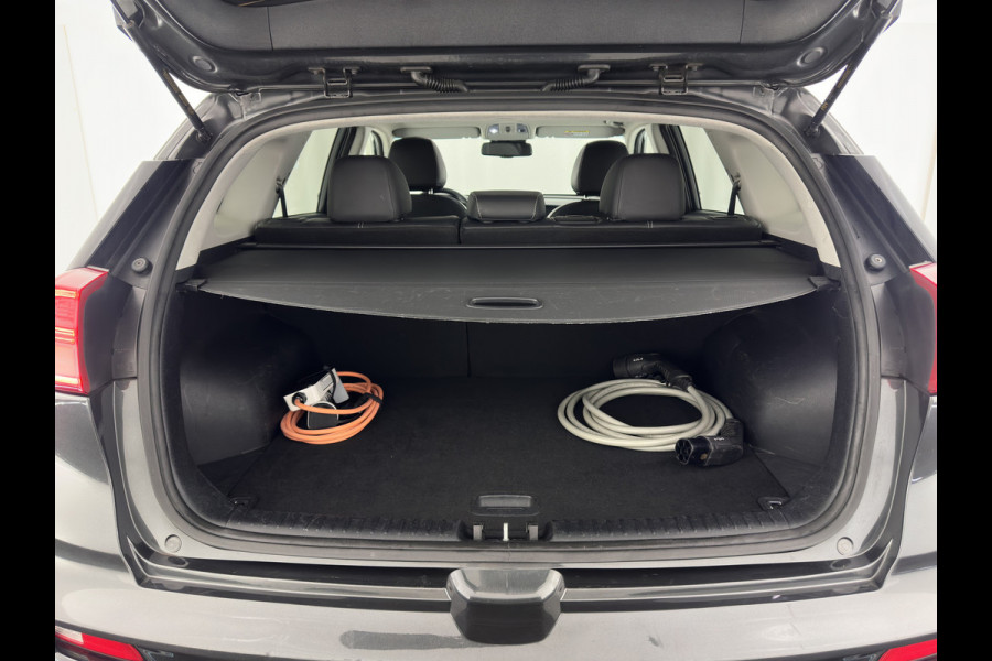 Kia e-Niro DynamicPlusLine 64 kWh (INCL-BTW) | 1/2 LEATHER | FULL-LED | SUNFOOF | NAVI-FULLMAP | KEYLESS | DIGI-COCKPIT | PRIVACY-GLASS | 17"ALU*