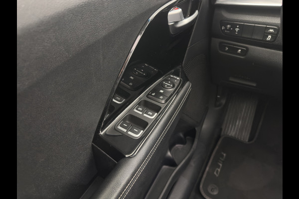 Kia e-Niro DynamicPlusLine 64 kWh (INCL-BTW) | 1/2 LEATHER | FULL-LED | SUNFOOF | NAVI-FULLMAP | KEYLESS | DIGI-COCKPIT | PRIVACY-GLASS | 17"ALU*