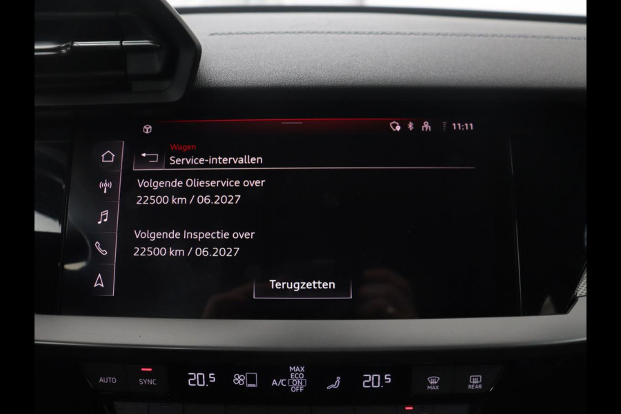 Audi A3 35 TFSI S edition | Carplay | Sportstoelen | Full LED | Navigatie | Half leder | Virtual Cockpit | Climate control | Parkeerhulp | Cruise control | Bluetooth | DAB | Sportstuur