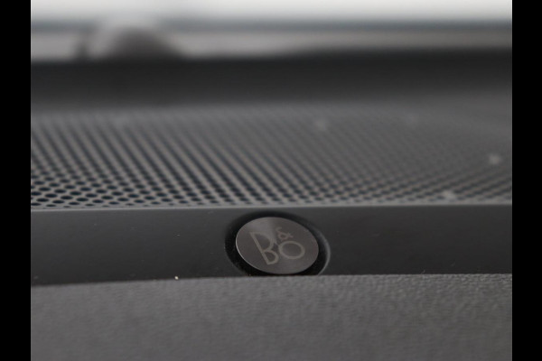 Ford Focus 1.5 EcoBoost ST Line X | Panoramadak | Half leder | Stoel & stuurverwarming | Adaptive cruise | Camera | Park Assist | Keyless | Navigatie | Dodehoek detectie | Full LED | Climate control