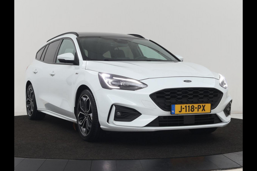Ford Focus 1.5 EcoBoost ST Line X | Panoramadak | Half leder | Stoel & stuurverwarming | Adaptive cruise | Camera | Park Assist | Keyless | Navigatie | Dodehoek detectie | Full LED | Climate control