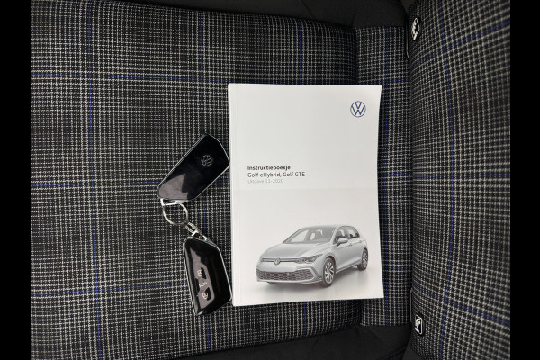 Volkswagen Golf 1.4 eHybrid GTE (INCL-BTW) *PANO | NAVI | CRUISE | VIRTUAL | 18 INCH ALU*