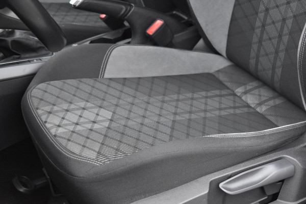 Volkswagen Polo 1.0 TSI R-Line DSG IQ LED Clima Virtual Carplay