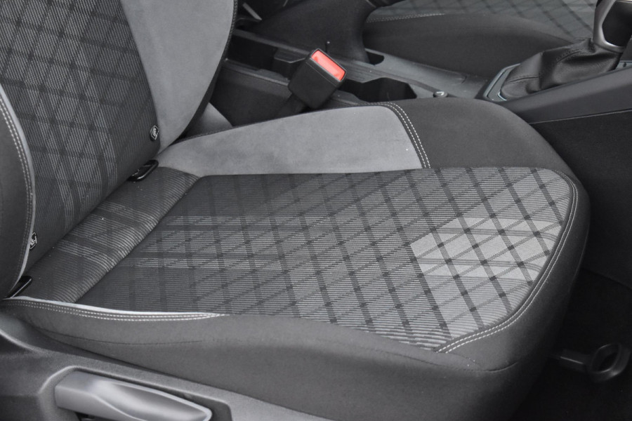 Volkswagen Polo 1.0 TSI R-Line DSG IQ LED Clima Virtual Carplay