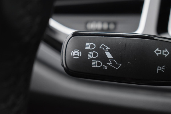 Volkswagen Polo 1.0 TSI R-Line DSG IQ LED Clima Virtual Carplay