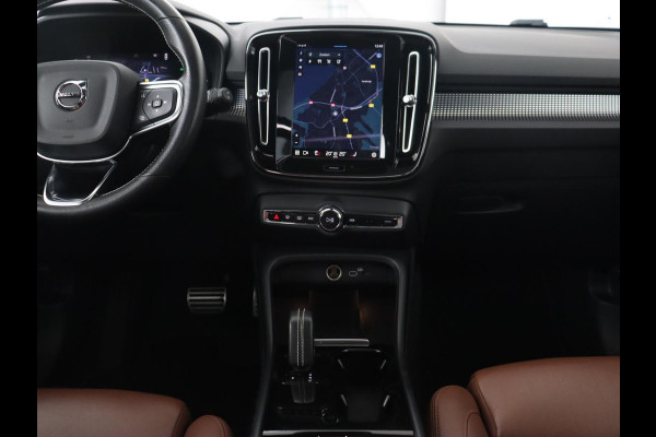 Volvo XC40 Recharge P8 AWD R Design | Panoramadak | Leder | 360 Camera | Stoelverwarming | Harman/Kardon | Memory | Carplay | Adaptive cruise | Keyless | Navigatie | Full LED