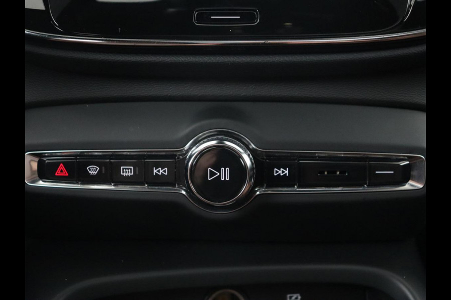 Volvo XC40 Recharge P8 AWD R Design | Panoramadak | Leder | 360 Camera | Stoelverwarming | Harman/Kardon | Memory | Carplay | Adaptive cruise | Keyless | Navigatie | Full LED