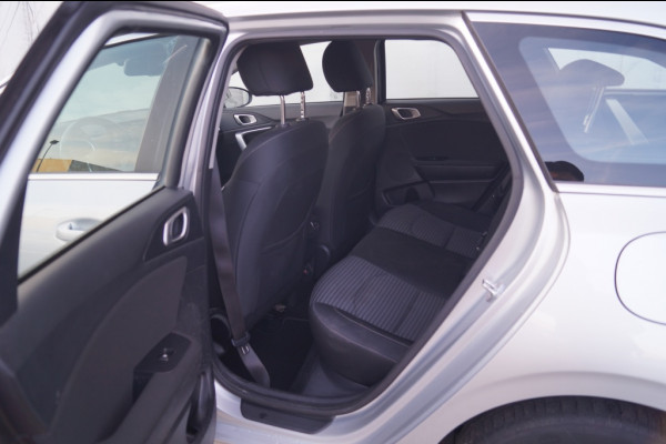 Kia Ceed SW 1.0 T-GDi DynamicLine -NAVI-ECC-CAM-TREKHAAK-