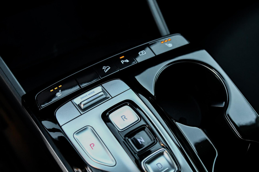 Hyundai Tucson 1.6 T-GDI HEV Comfort. ACC, Camera, Trekhaak, Keyless, CarPlay, Sfeer,