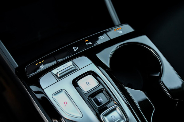 Hyundai Tucson 1.6 T-GDI HEV Comfort. ACC, Camera, Trekhaak, Keyless, CarPlay, Sfeer,