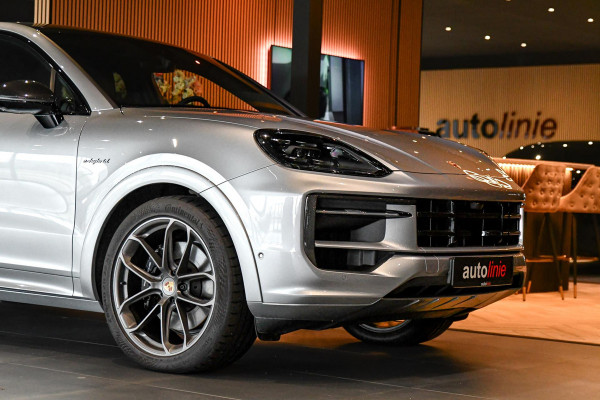 Porsche Cayenne Coupé 3.0 E-Hybrid. GT Pakket. Carbon, Leder, Softcl, Luchtv, BTW, ACC, 360, 18 Weg, Trekh, Bose, Keyless, Stuurvw