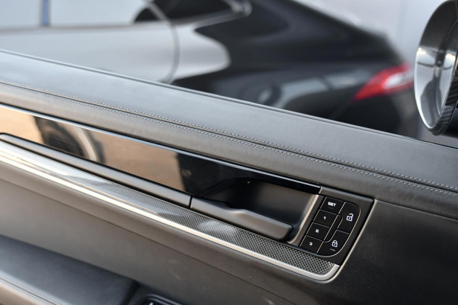 Porsche Cayenne Coupé 3.0 E-Hybrid. GT Pakket. Carbon, Leder, Softcl, Luchtv, BTW, ACC, 360, 18 Weg, Trekh, Bose, Keyless, Stuurvw