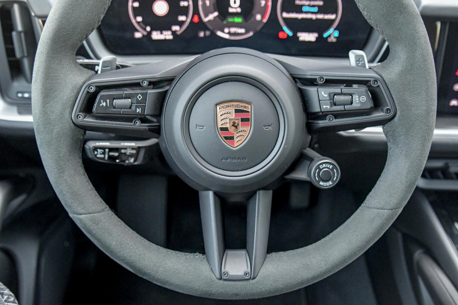 Porsche Cayenne Coupé 3.0 E-Hybrid. GT Pakket. Carbon, Leder, Softcl, Luchtv, BTW, ACC, 360, 18 Weg, Trekh, Bose, Keyless, Stuurvw