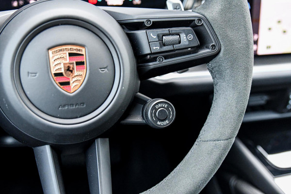 Porsche Cayenne Coupé 3.0 E-Hybrid. GT Pakket. Carbon, Leder, Softcl, Luchtv, BTW, ACC, 360, 18 Weg, Trekh, Bose, Keyless, Stuurvw