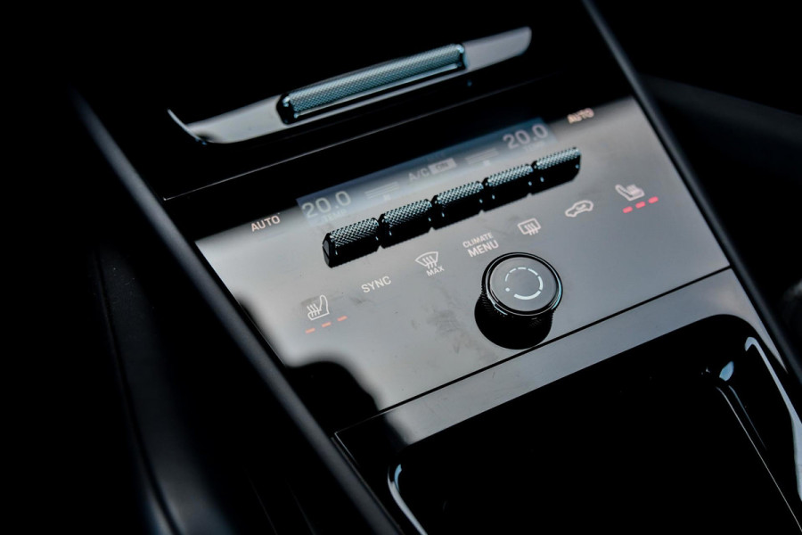 Porsche Cayenne Coupé 3.0 E-Hybrid. GT Pakket. Carbon, Leder, Softcl, Luchtv, BTW, ACC, 360, 18 Weg, Trekh, Bose, Keyless, Stuurvw