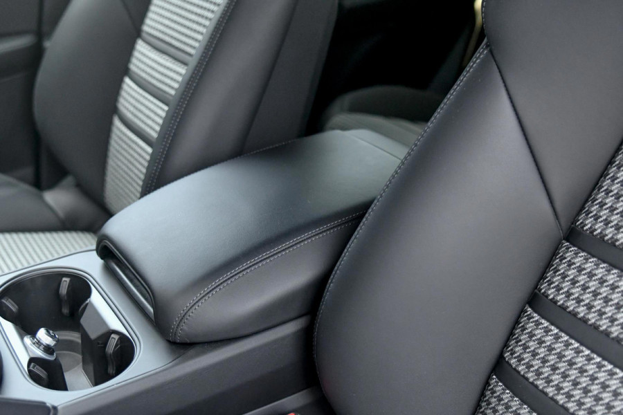 Porsche Cayenne Coupé 3.0 E-Hybrid. GT Pakket. Carbon, Leder, Softcl, Luchtv, BTW, ACC, 360, 18 Weg, Trekh, Bose, Keyless, Stuurvw