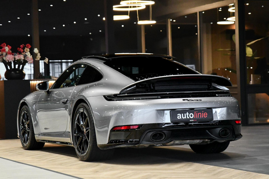 Porsche 911 3.0 Carrera MY25. BTW. Sport Design, Chrono, Lift, Pano, SportUitl, Leder, HD-Matrix, 14 Weg, Koeling, 360, ACC, Bose!