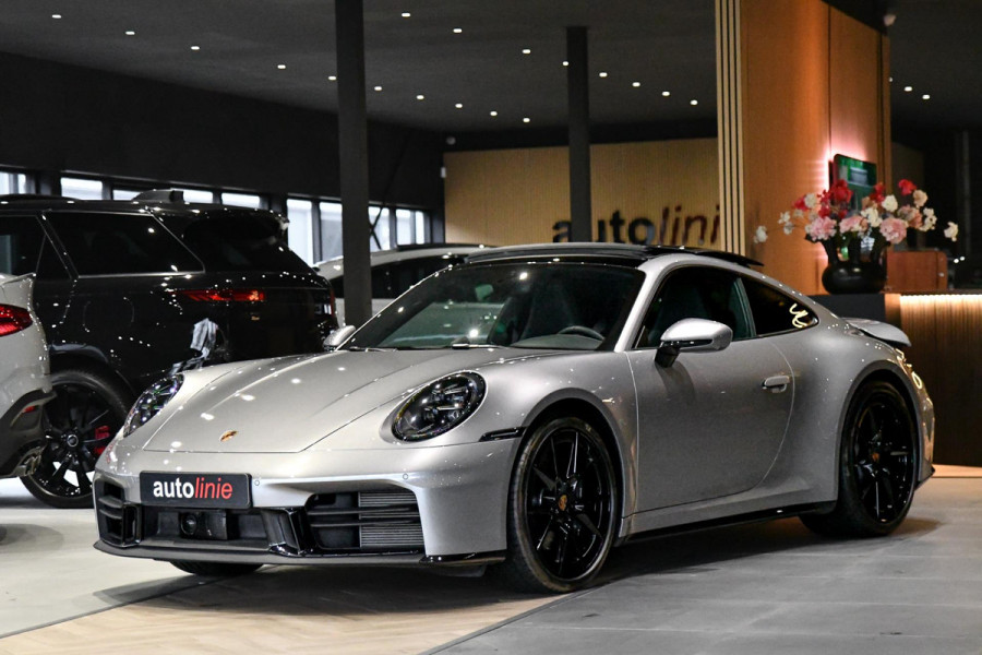 Porsche 911 3.0 Carrera MY25. BTW. Sport Design, Chrono, Lift, Pano, SportUitl, Leder, HD-Matrix, 14 Weg, Koeling, 360, ACC, Bose!