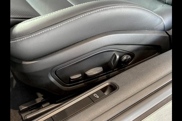 Porsche 911 3.0 Carrera MY25. BTW. Sport Design, Chrono, Lift, Pano, SportUitl, Leder, HD-Matrix, 14 Weg, Koeling, 360, ACC, Bose!