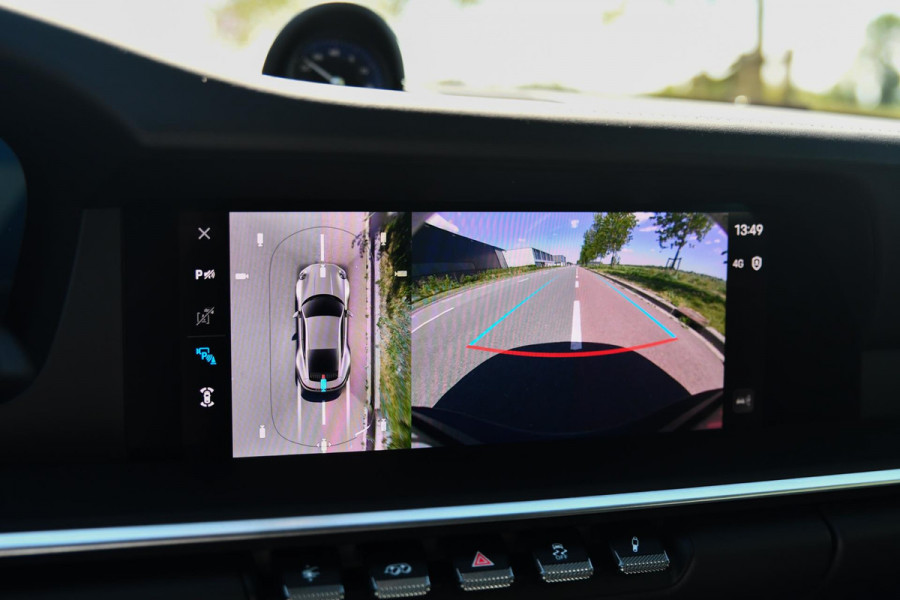 Porsche 911 3.0 Carrera MY25. BTW. Sport Design, Chrono, Lift, Pano, SportUitl, Leder, HD-Matrix, 14 Weg, Koeling, 360, ACC, Bose!