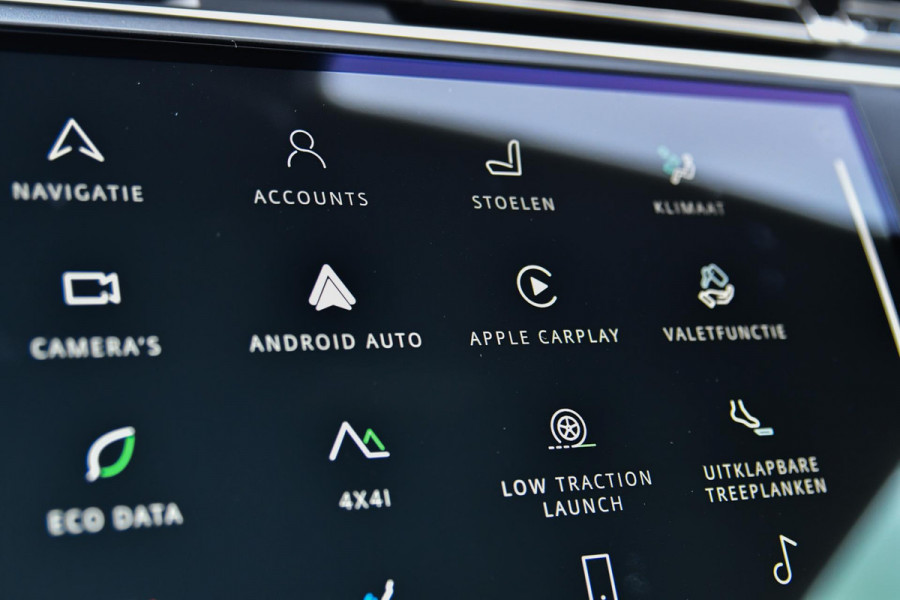 Land Rover Range Rover Sport 3.0 P440e Dynamic SE. BTW, Pano, Koeling, Softclose, 360 3D, 23'', ACC, Luchtv, Sfeer, CarPlay!