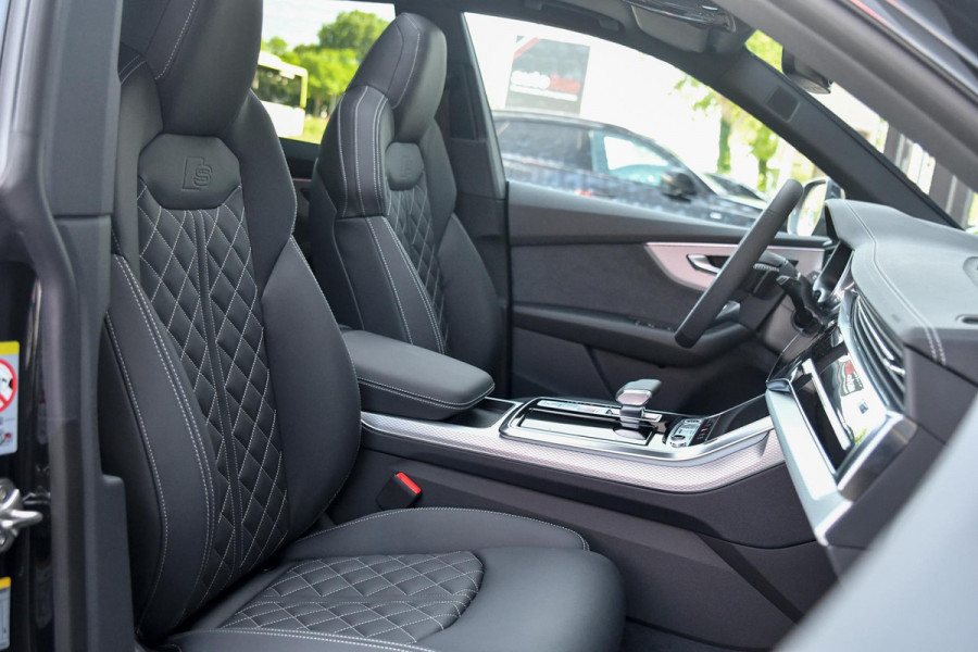 Audi Q8 60 TFSI e quattro Pro Line S Competition. RS Zetels, 4W Sturing, Softclose, Pano, Laser, B&O, 360 3D, Trekh, Keyless, 23"!