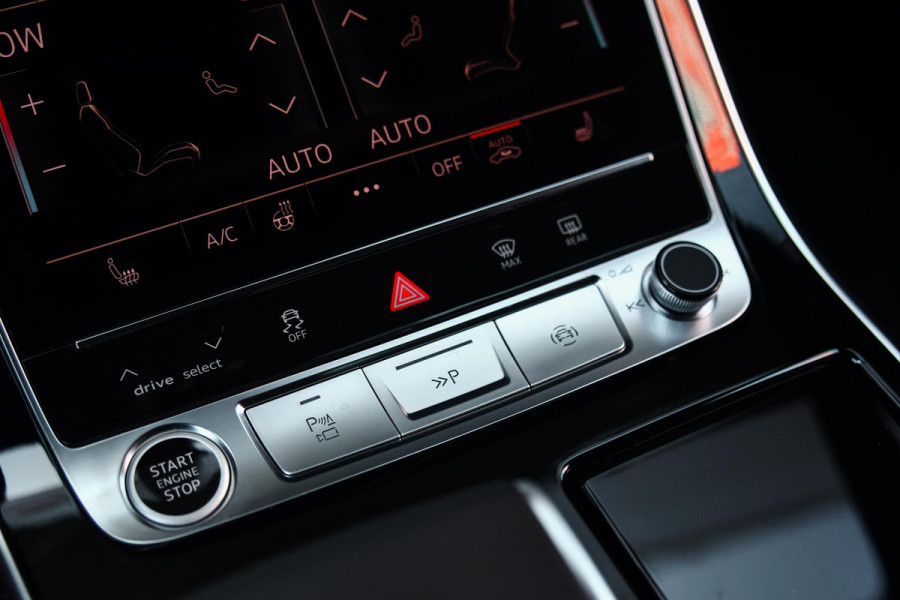 Audi Q8 60 TFSI e quattro Pro Line S Competition. RS Zetels, 4W Sturing, Softclose, Pano, Laser, B&O, 360 3D, Trekh, Keyless, 23"!