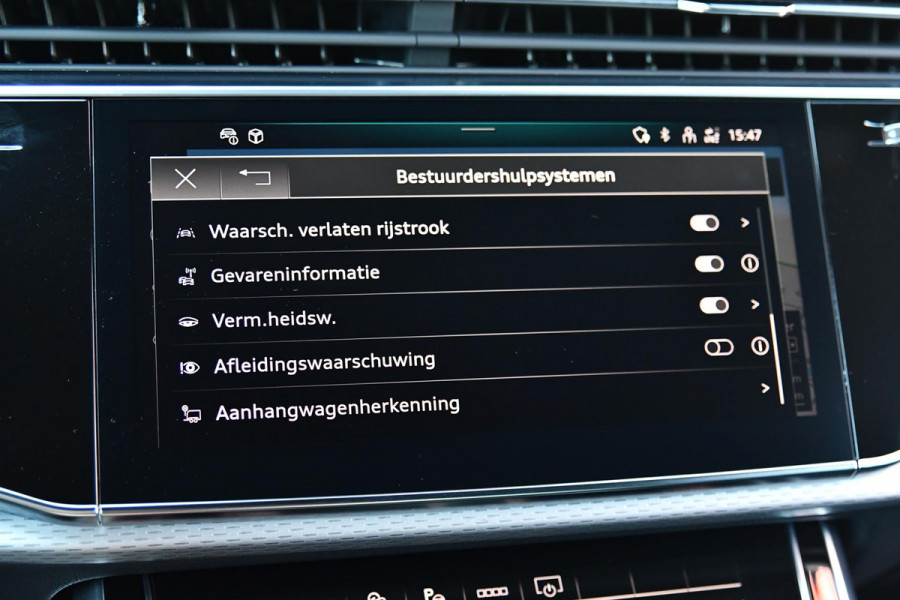 Audi Q8 60 TFSI e quattro Pro Line S Competition. RS Zetels, 4W Sturing, Softclose, Pano, Laser, B&O, 360 3D, Trekh, Keyless, 23"!