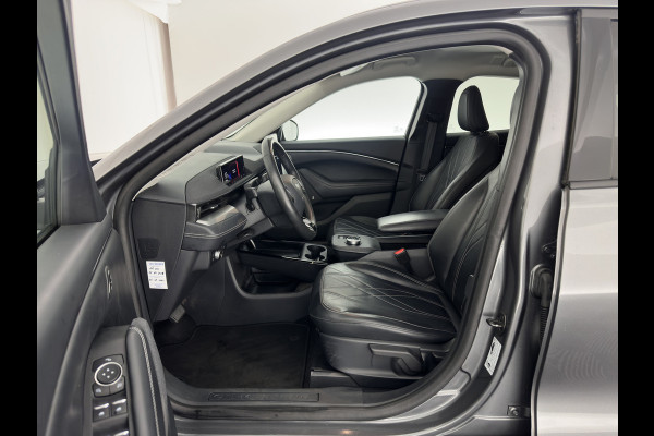 Ford Mustang Mach-E RWD 75 kWh (3-Fase) {SOH-93%} (INCL-BTW) Aut. *LUXURY-LEATHER | FULL-LED | DAB+ | DIGI-COCKPIT | KEYLESS | NAVI-FULLMAP | TOPVIEW | LANE-ASSIST | BLINDSPOT | CARPLAY | HEATED-COMFORTSEATS | PRIVACY-GLASS |TOWBAR | 18"ALU*