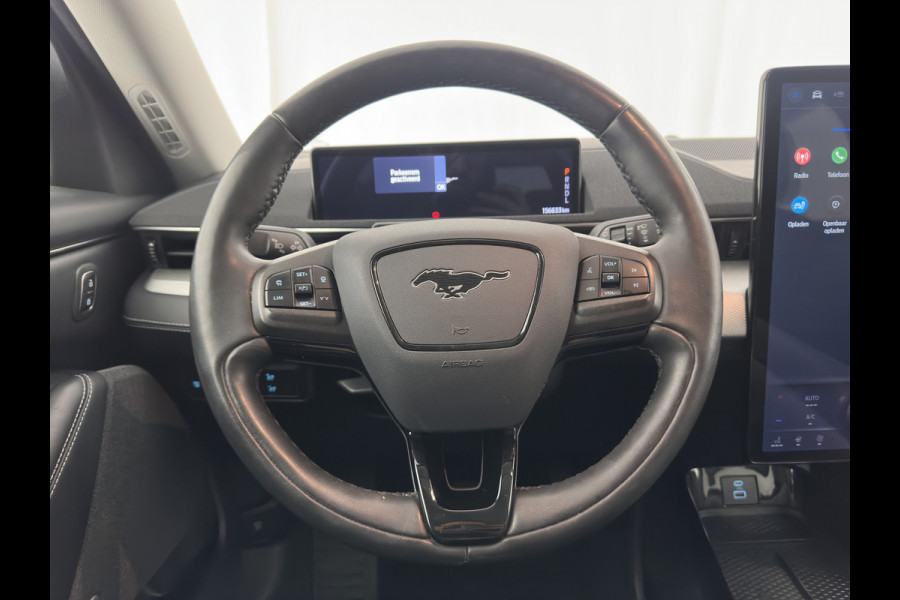 Ford Mustang Mach-E RWD 75 kWh (3-Fase) {SOH-93%} (INCL-BTW) Aut. *LUXURY-LEATHER | FULL-LED | DAB+ | DIGI-COCKPIT | KEYLESS | NAVI-FULLMAP | TOPVIEW | LANE-ASSIST | BLINDSPOT | CARPLAY | HEATED-COMFORTSEATS | PRIVACY-GLASS |TOWBAR | 18"ALU*