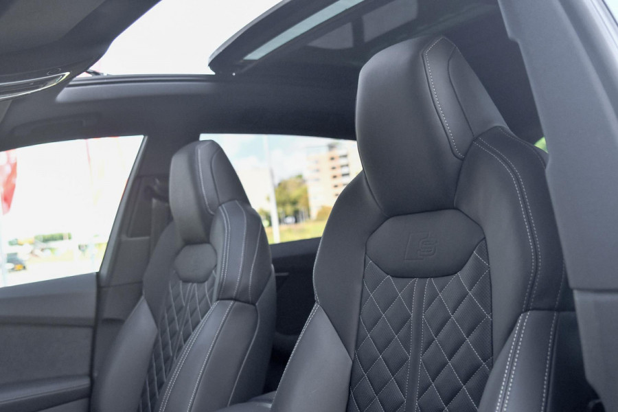Audi Q8 60 TFSI e quattro Pro Line S Competition. RS Zetels, Massage, Carbon, 4W sturing, Softcl, Pano, Koeling, HUD, B&O, Trekh!