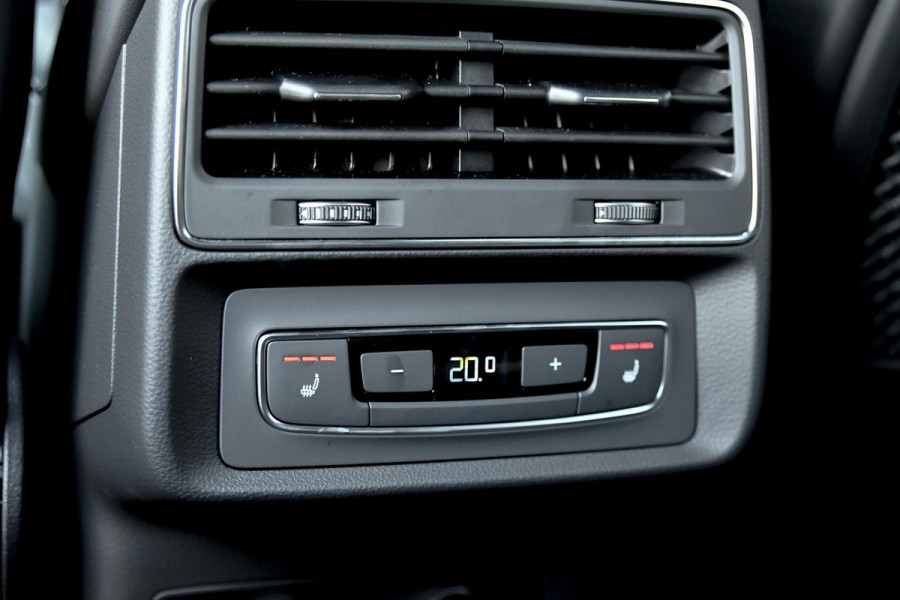 Audi Q8 60 TFSI e quattro Pro Line S Competition. RS Zetels, Massage, Carbon, 4W sturing, Softcl, Pano, Koeling, HUD, B&O, Trekh!